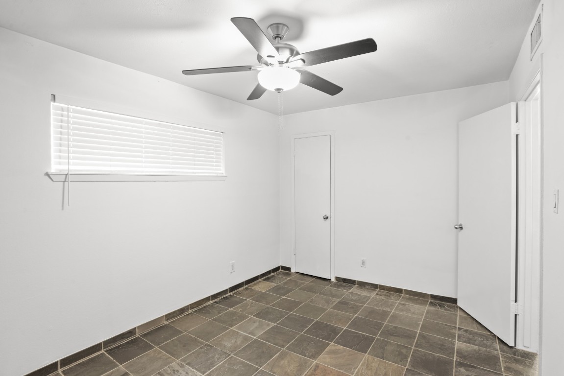 3602 Garrott Street, Unit 7 Houston, TX 77006 - Photo 21 of 34