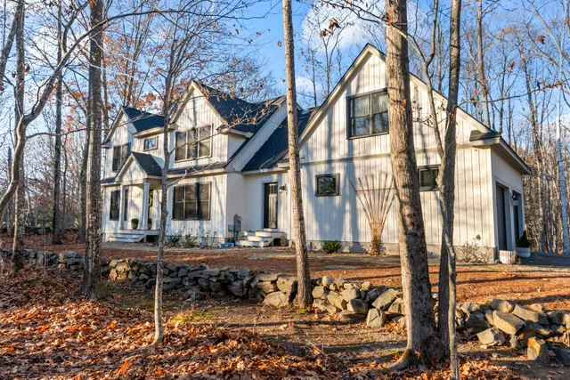 $1,100,000 | 12 Blueberry Lane, Kittery, ME 03904