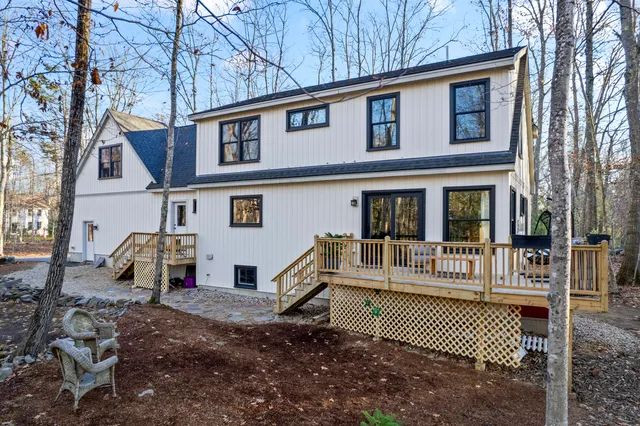 $1,100,000 | 12 Blueberry Lane, Kittery, ME 03904