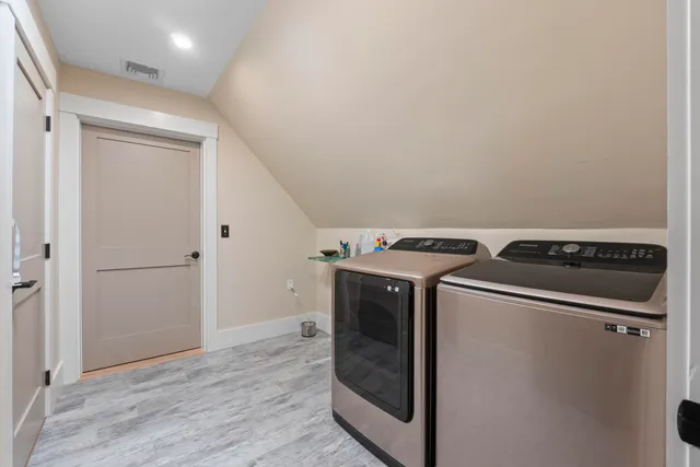 $1,100,000 | 12 Blueberry Lane, Kittery, ME 03904