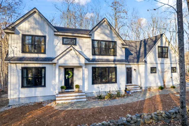 $1,100,000 | 12 Blueberry Lane, Kittery, ME 03904