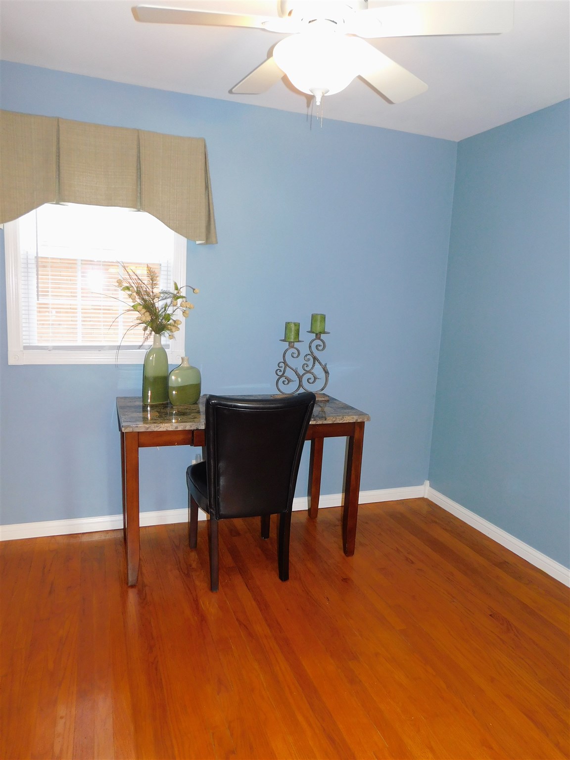 2948 8th Street Moline, IL 61265 - Photo 8 of 30 Gallery Image 8