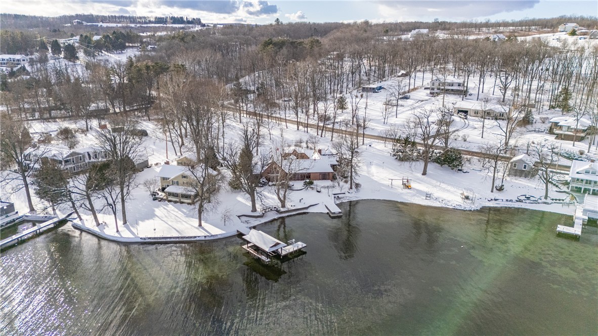 4331 Tichenor Point Canandaigua Town, NY 14424 - Photo 9 of 48