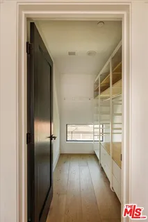 $895,000 | 11310 Victory Boulevard, North Hollywood, CA 91606