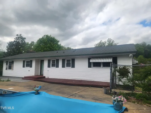 $294,900 | 321 Valley Drive, Bristol, VA 24201