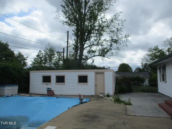 $294,900 | 321 Valley Drive, Bristol, VA 24201