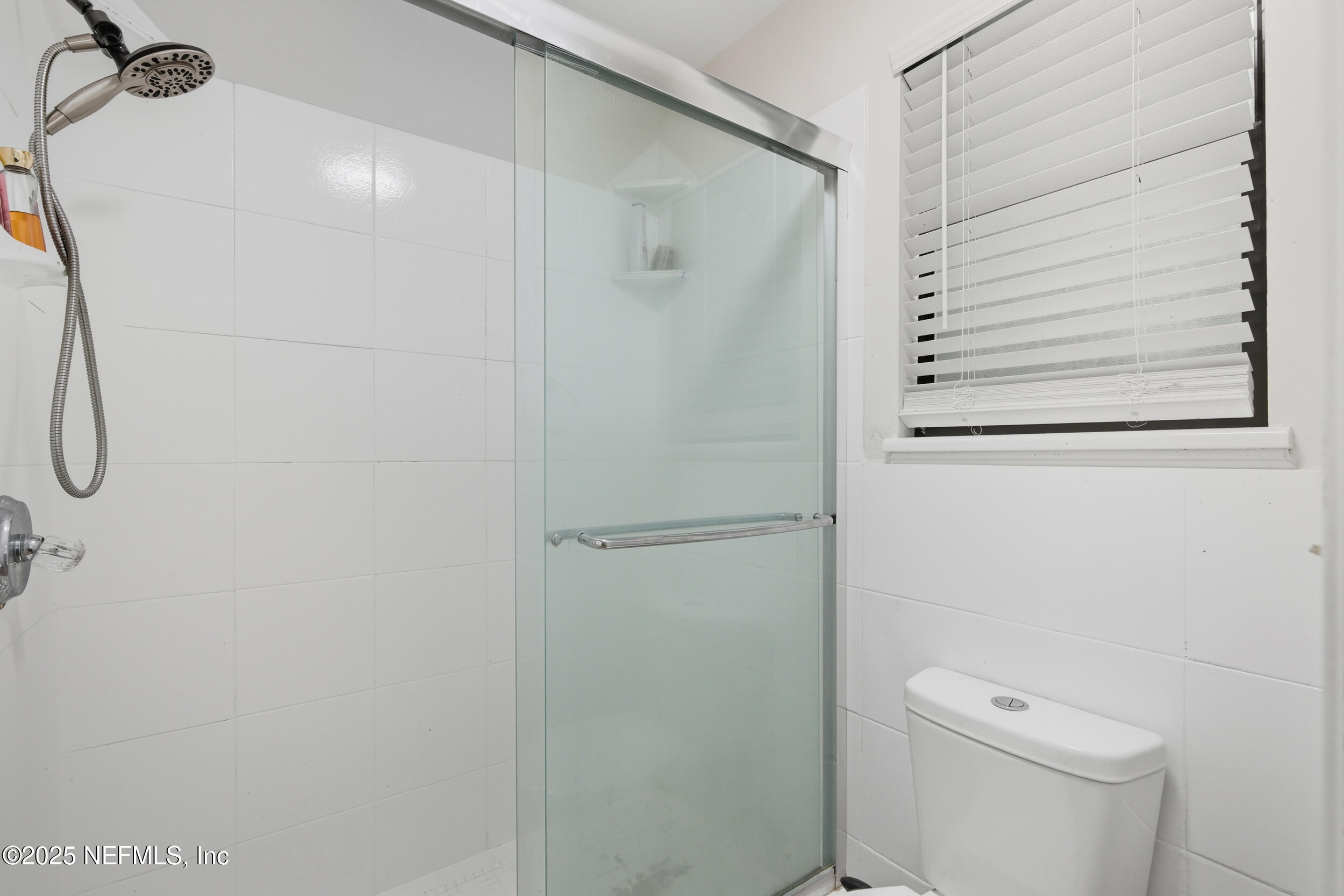 11238 McCormick Road Jacksonville, FL 32225 - Photo 19 of 25 Primary Bathroom
