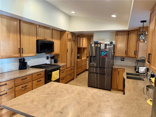 $439,000 | 14868 Orange Street, Hesperia, CA 92345