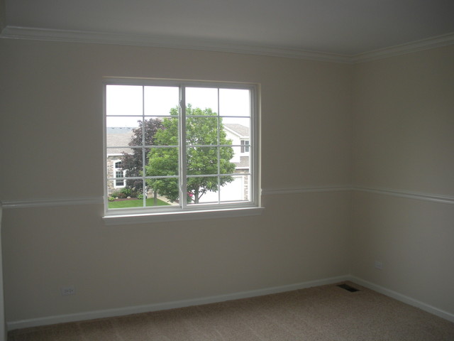 241 Ellis Road Lake In The Hills, IL 60156 - Photo 13 of 20