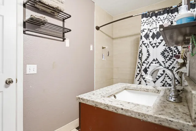 $650,000 | 333 Mid Pines Road, Palm Springs, FL 33461