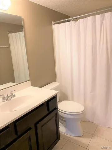 $1,100 | 2506 Creve Coeur Mill Road, Unit 6, Maryland Heights, MO 63043