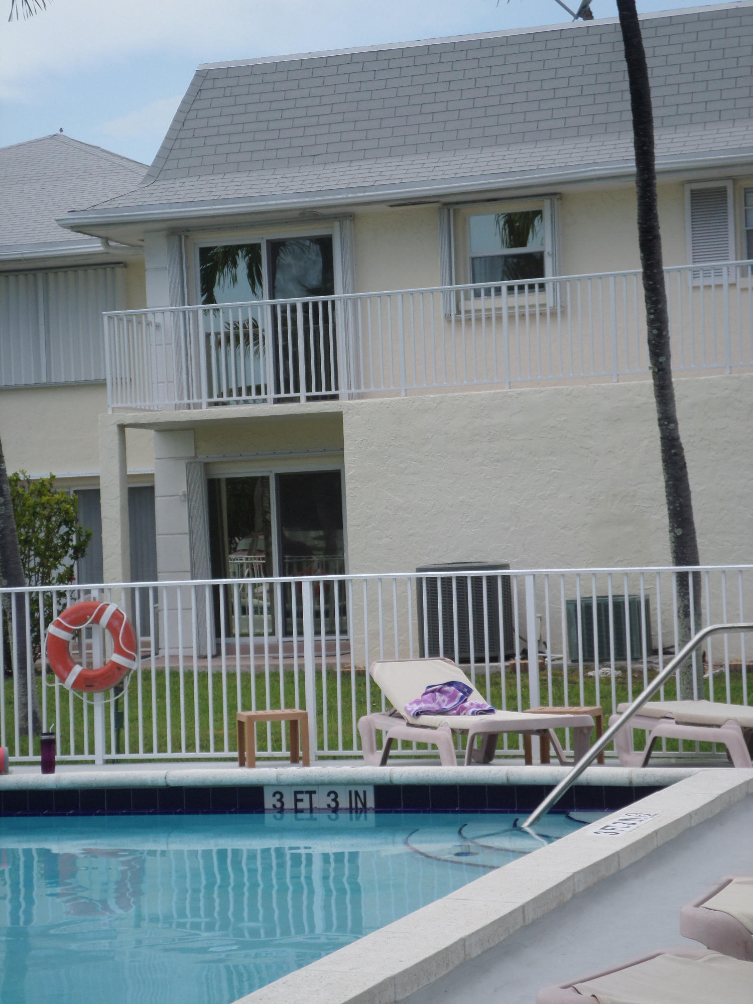 40 High Point Road, Unit C104 Tavernier, FL 33070 - Photo 21 of 25 Back View