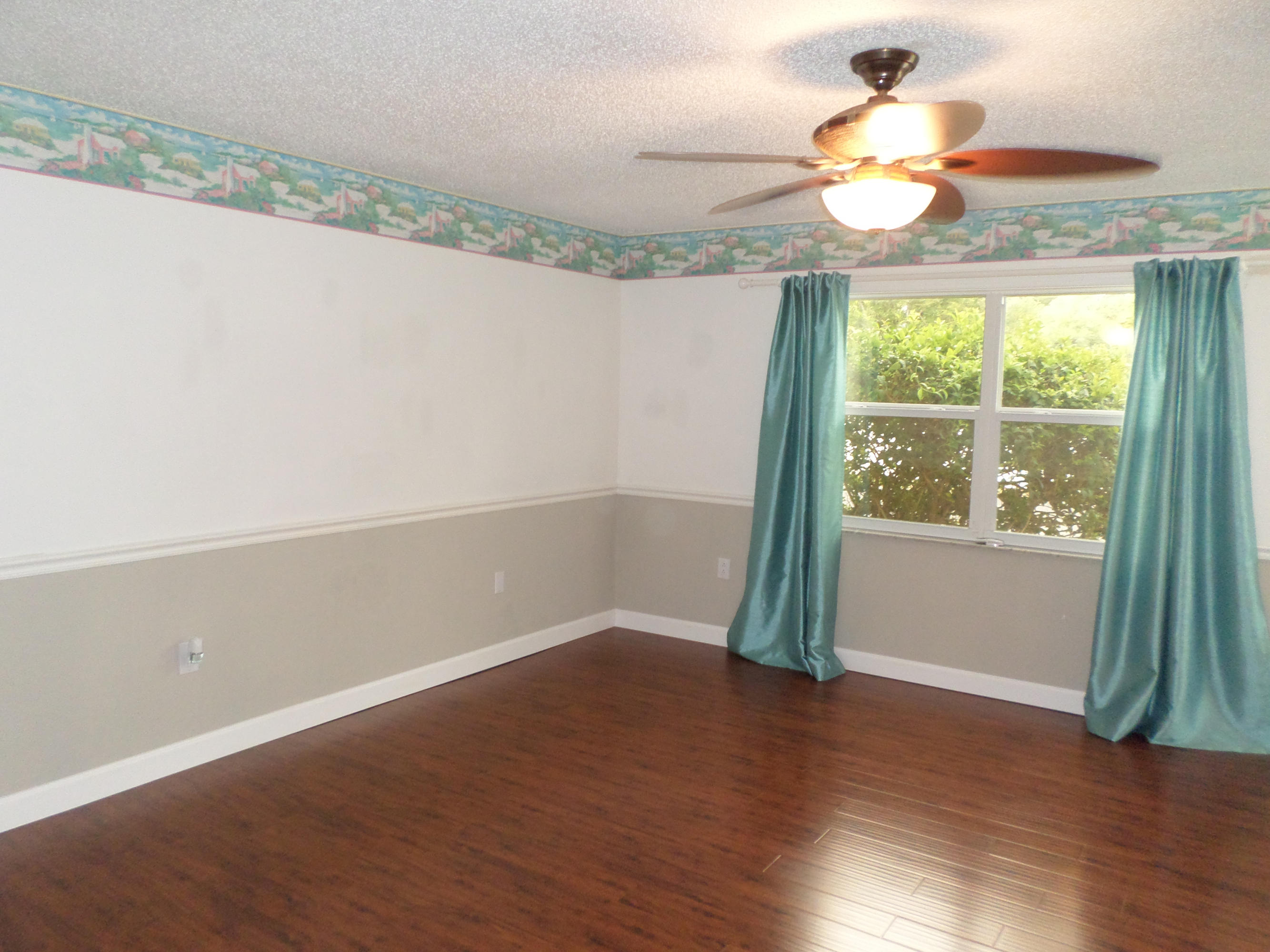 40 High Point Road, Unit C104 Tavernier, FL 33070 - Photo 4 of 25 Living Area