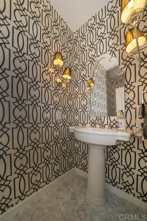 120 Venetia Way Oceanside, CA 92057 - Photo 12 of 25