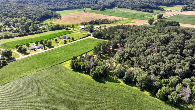 $1,476,000 | 0 Hammer Road, Sparta, WI 54656