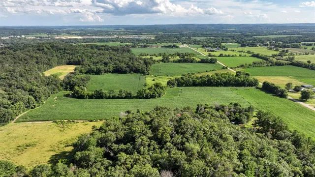 $1,476,000 | 0 Hammer Road, Sparta, WI 54656