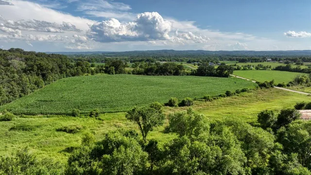 $1,476,000 | 0 Hammer Road, Sparta, WI 54656