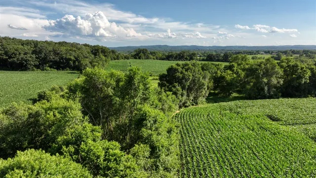 $1,476,000 | 0 Hammer Road, Sparta, WI 54656