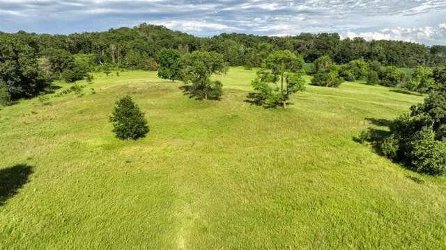 $1,476,000 | 0 Hammer Road, Sparta, WI 54656