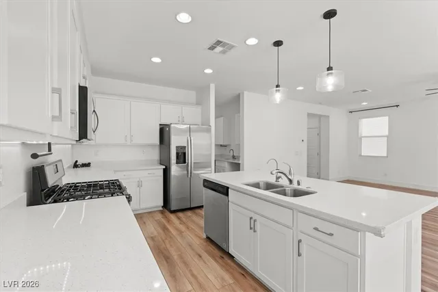 $2,400 | 9941 Tucket Point Court, Las Vegas, NV 89178