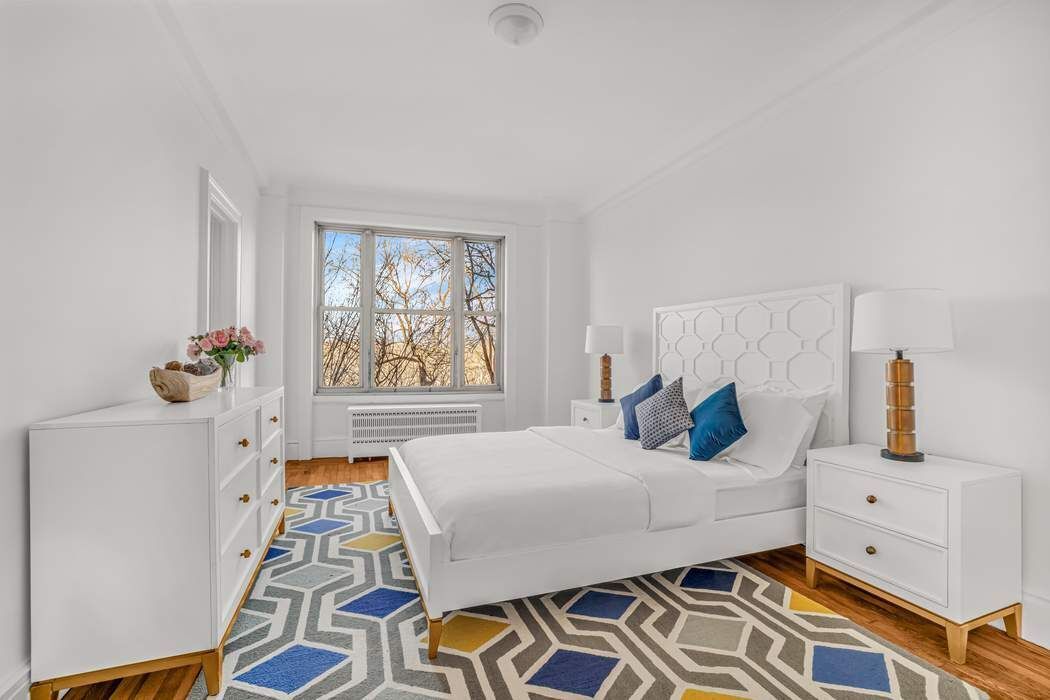 180 Riverside Drive, Unit 3B Manhattan, NY 10024 - Photo 5 of 14