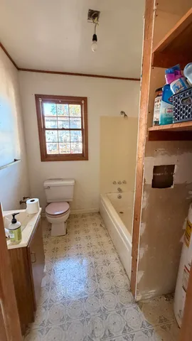 $399,000 | 153 Driftwood Drive, Eutawville, SC 29048