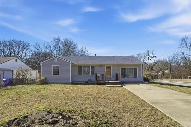 $175,000 | 13302 11th Street, Grandview, MO 64030