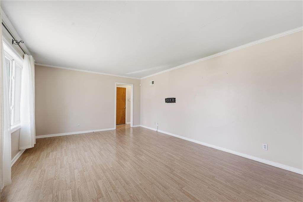 13302 11th Street Grandview, MO 64030 - Photo 5 of 30