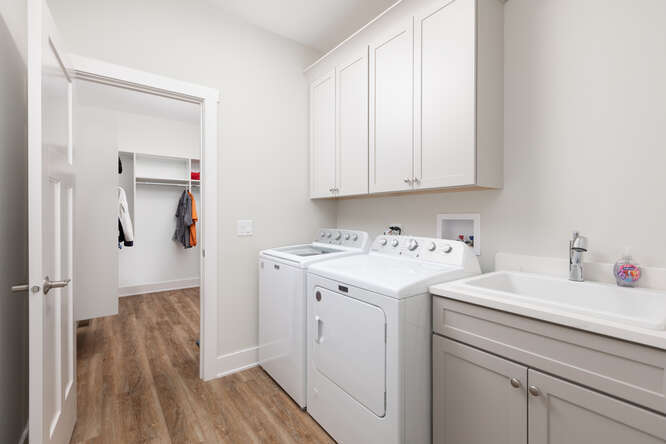 305 Leeward Way Ottawa, IL 61350 - Photo 41 of 53 a view of storage and utility room with washer and dryer