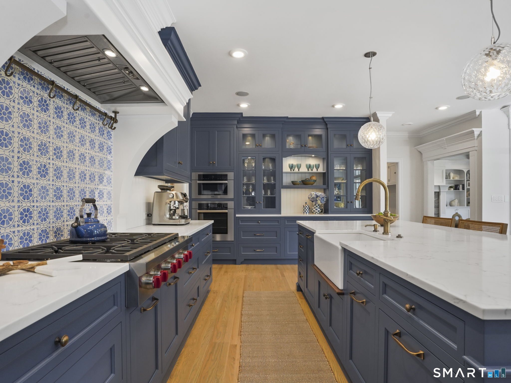 12 Brandon Circle Wilton, CT 06897 - Photo 10 of 40