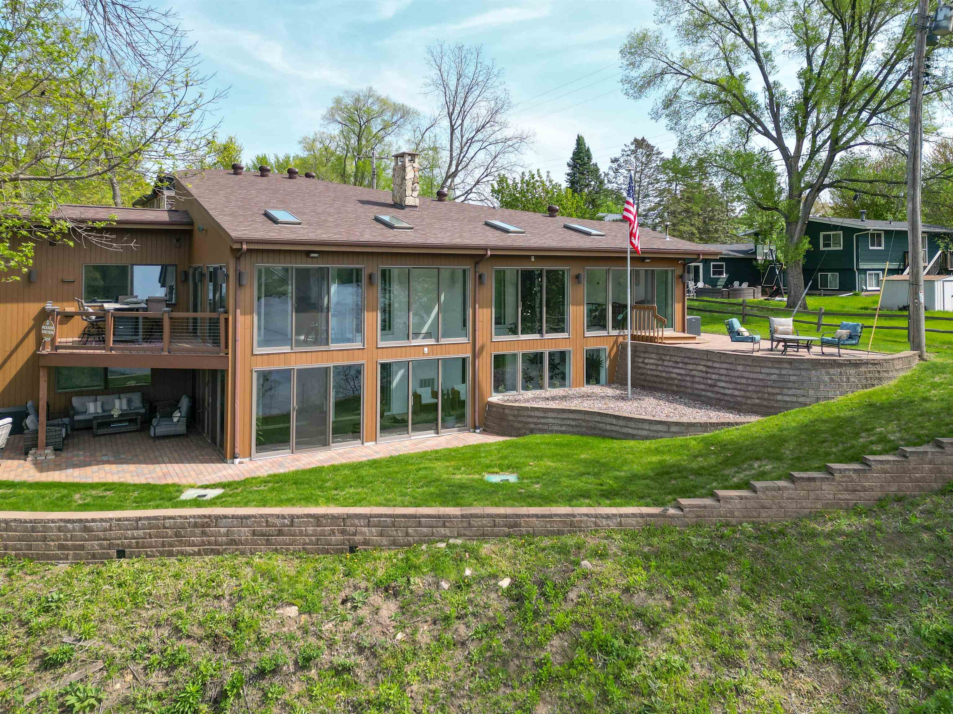 4127 Kammel Road La Crosse, WI 54601 - Photo 2 of 75