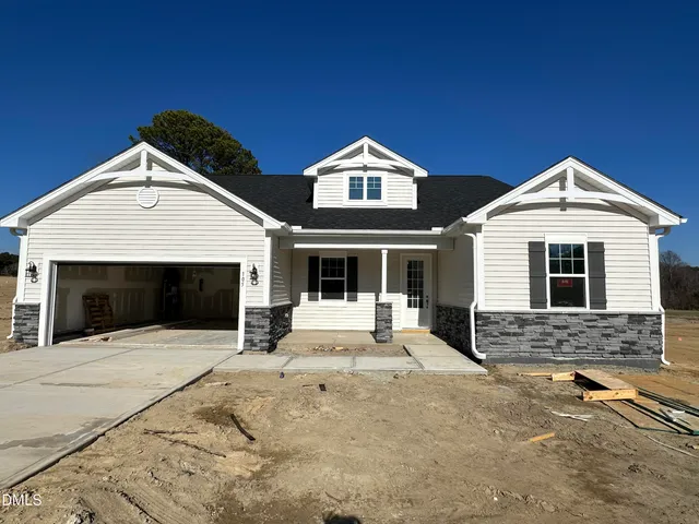 $414,296 | 105 Clarabella Drive, Unit 4, Fuquay-Varina, NC 27526