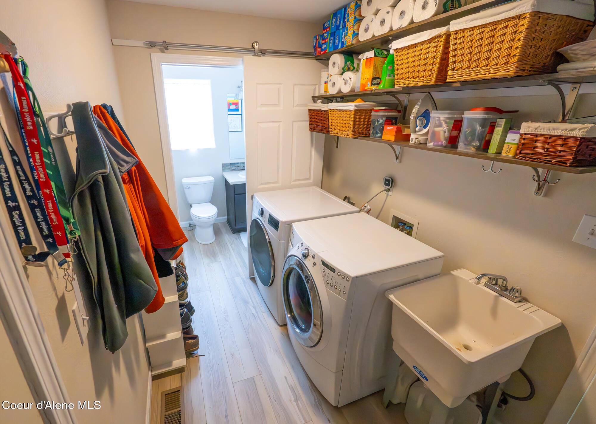 1506 South Riverside Harbor Drive Post Falls, ID 83854 - Photo 41 of 75 Laundry_01_2000