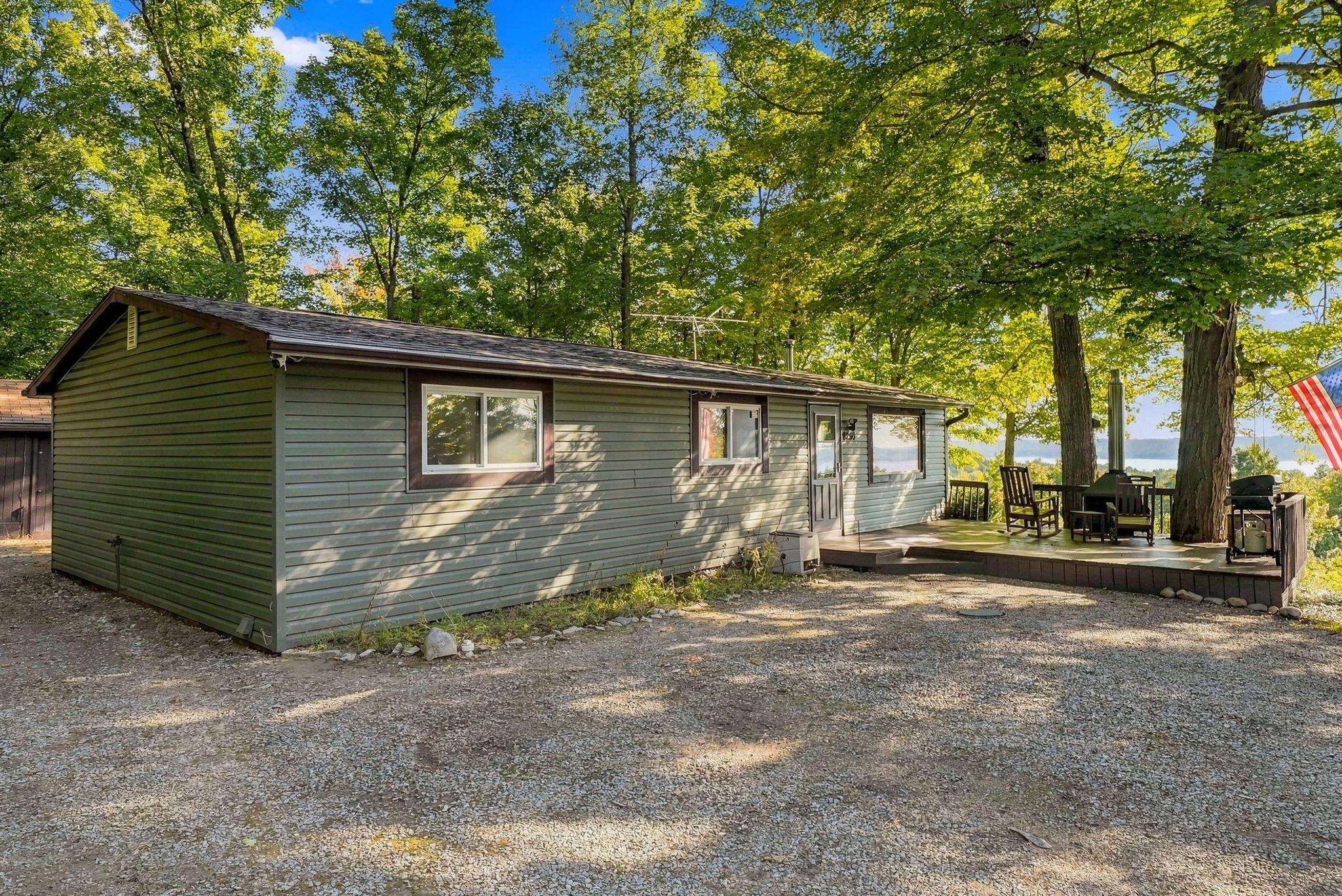 8280 South Vineyard Road Cedar, MI 49621 - Photo 38 of 49 1951342-9cdf4b03-27c8-408b-8b3e-2a9e65509872.JPG