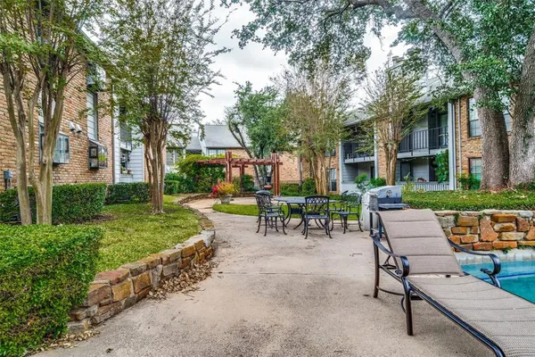 $1,950 | 15151 Berry Trail, Unit 1208, Dallas, TX 75248