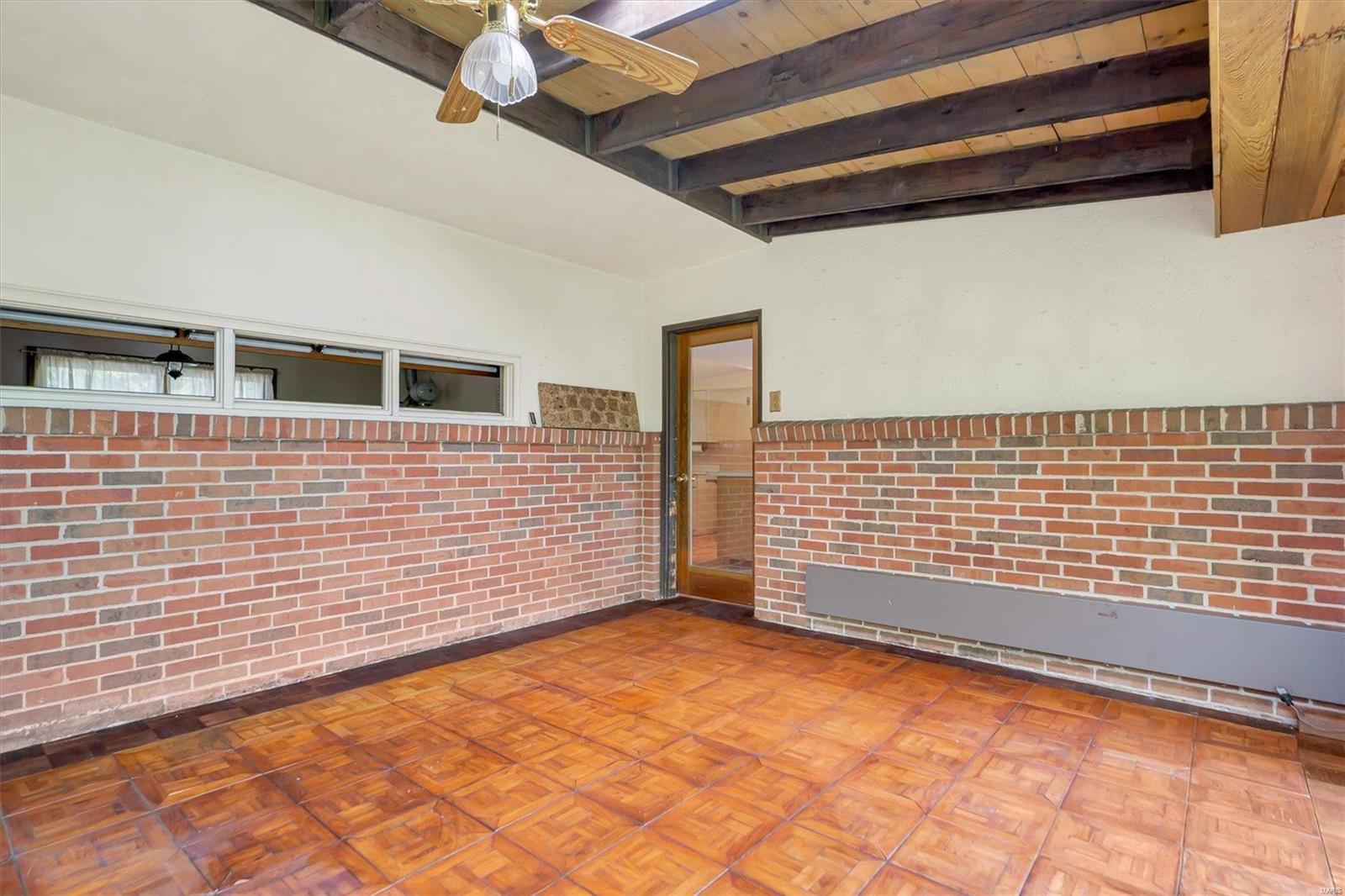 1960 Rayner Road St. Louis, MO 63122 - Photo 24 of 34 Gallery Image 24