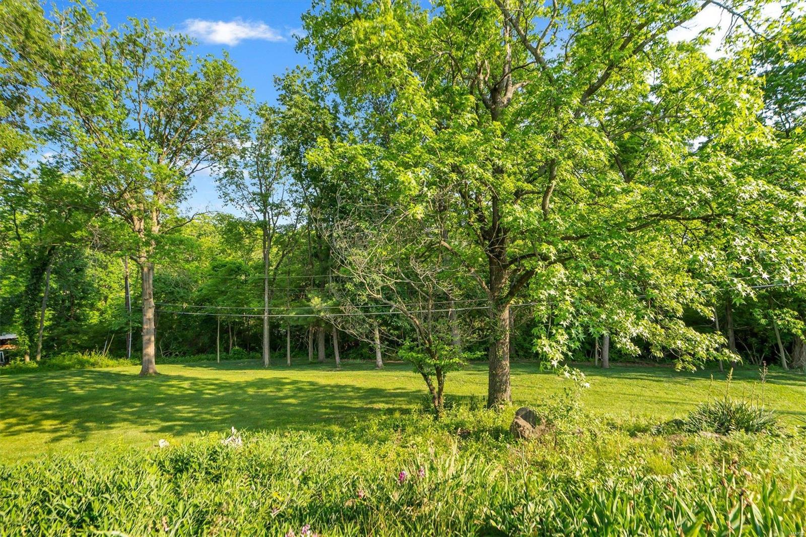 1960 Rayner Road St. Louis, MO 63122 - Photo 10 of 34 Gallery Image 10