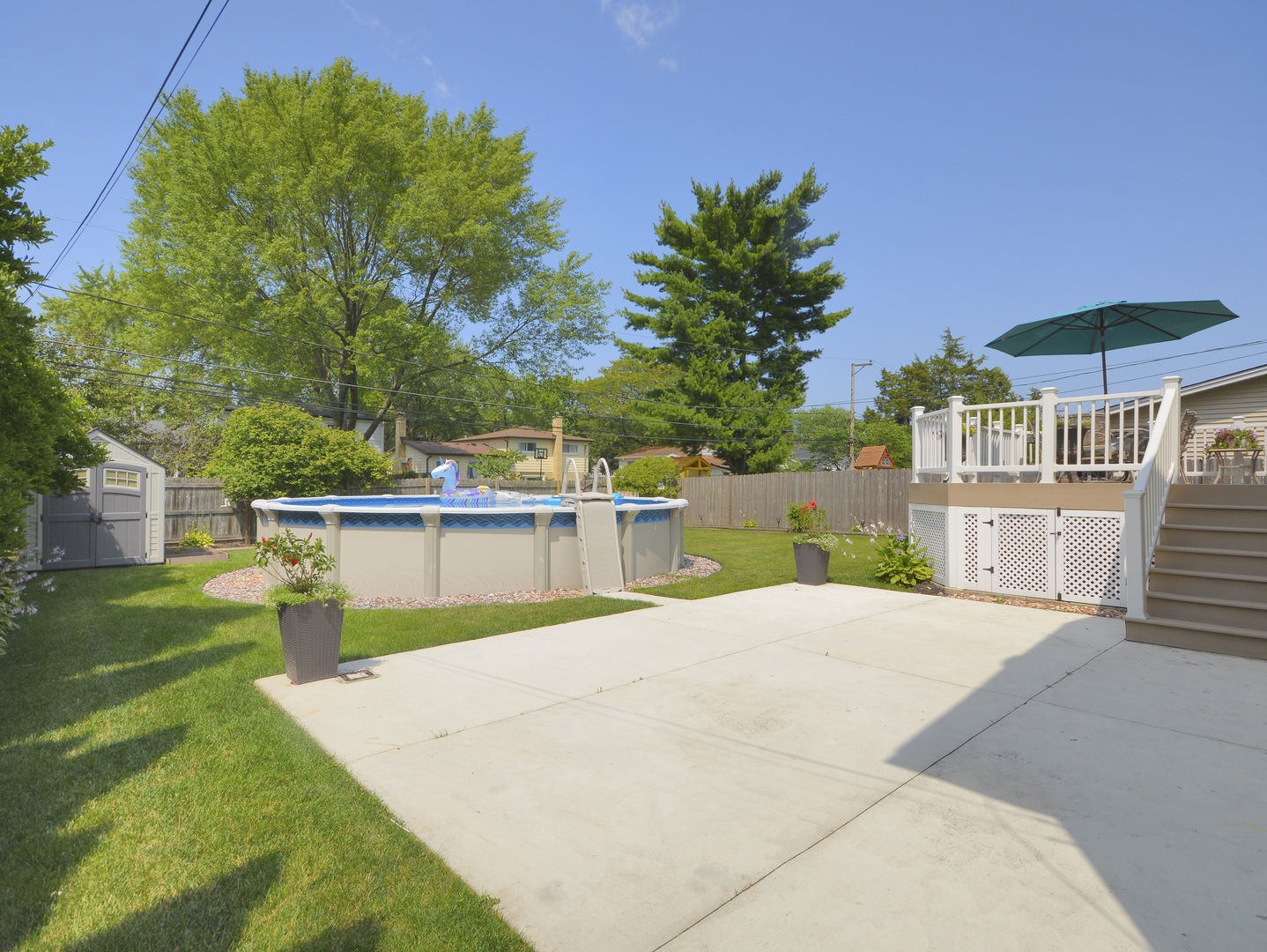 100 Ambleside Road Des Plaines, IL 60016 - Photo 12 of 15 a view of a house with a yard