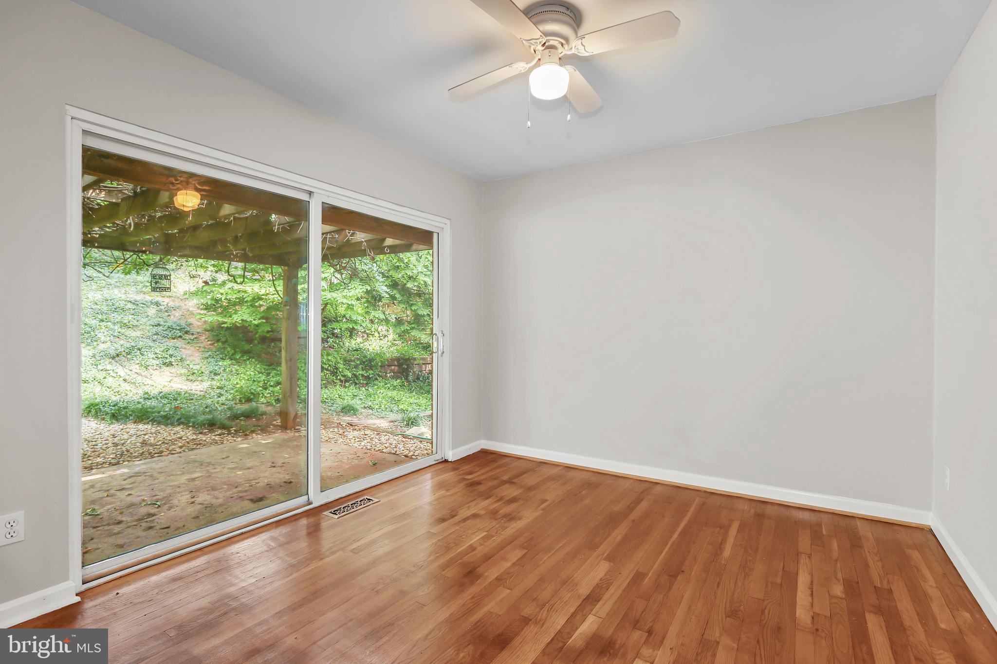 8510 Thames Street Springfield, VA 22151 - Photo 14 of 26