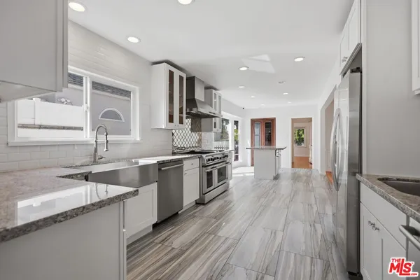 $12,995 | 1170 South Beverwil Drive, Los Angeles, CA 90035