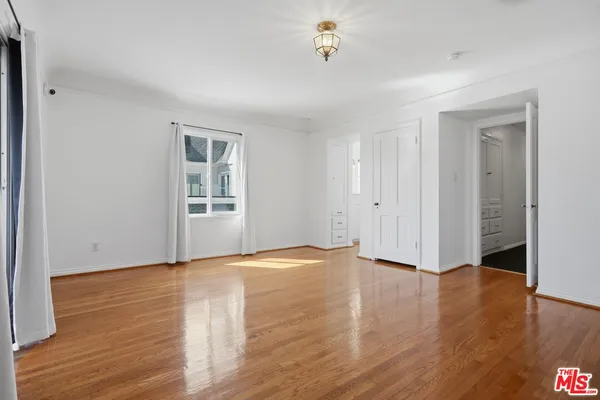 $12,995 | 1170 South Beverwil Drive, Los Angeles, CA 90035