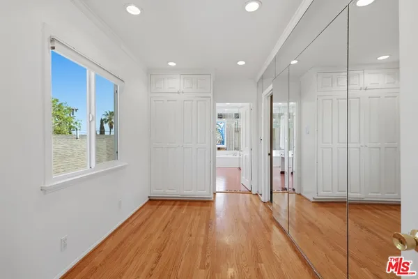 $12,995 | 1170 South Beverwil Drive, Los Angeles, CA 90035