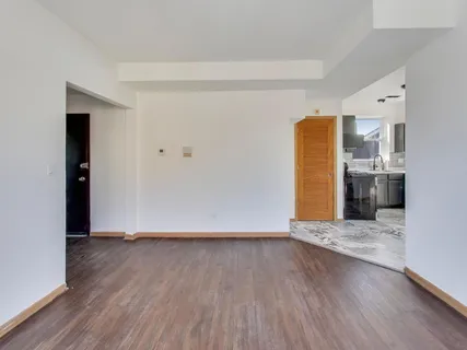 $240,000 | 5000 South Champlain Avenue, Unit 3, Chicago, IL 60615