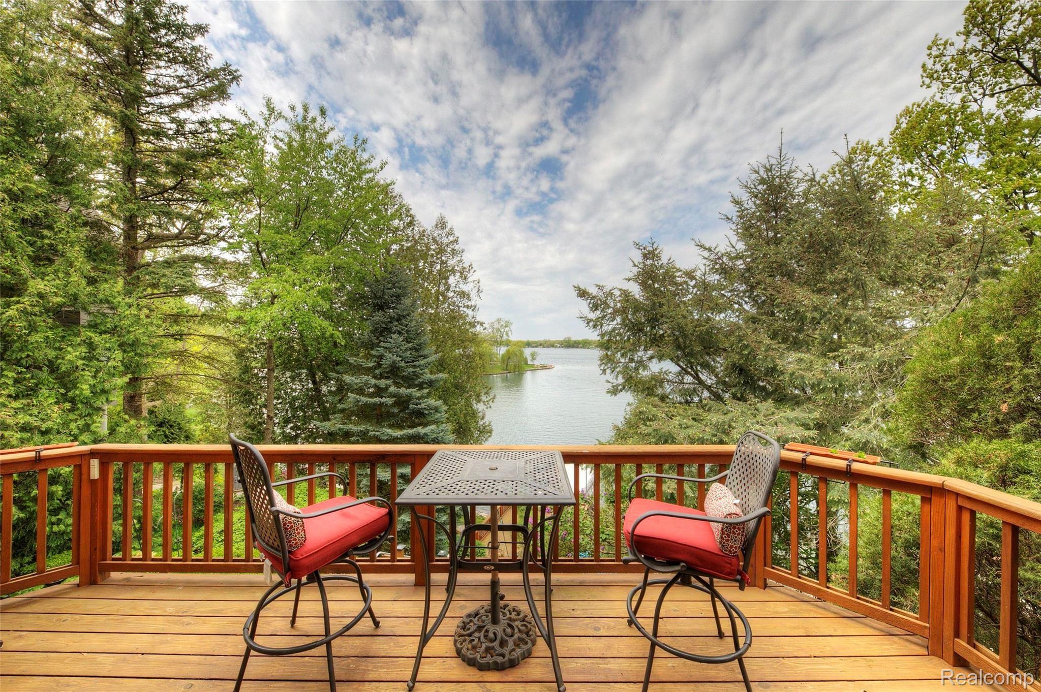 2901 Ridge Road White Lake, MI 48383 - Photo 76 of 86 4H8A4072_3_4.jpg