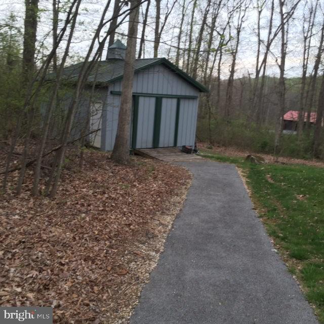 290 Company Farm Road Aspers, PA 17304 - Photo 8 of 18
