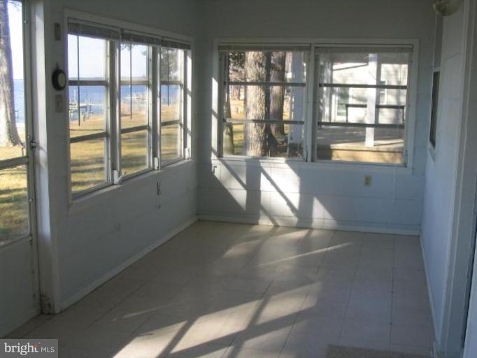 18341 River Road Tall Timbers, MD 20690 - Photo 12 of 18 Sunroom