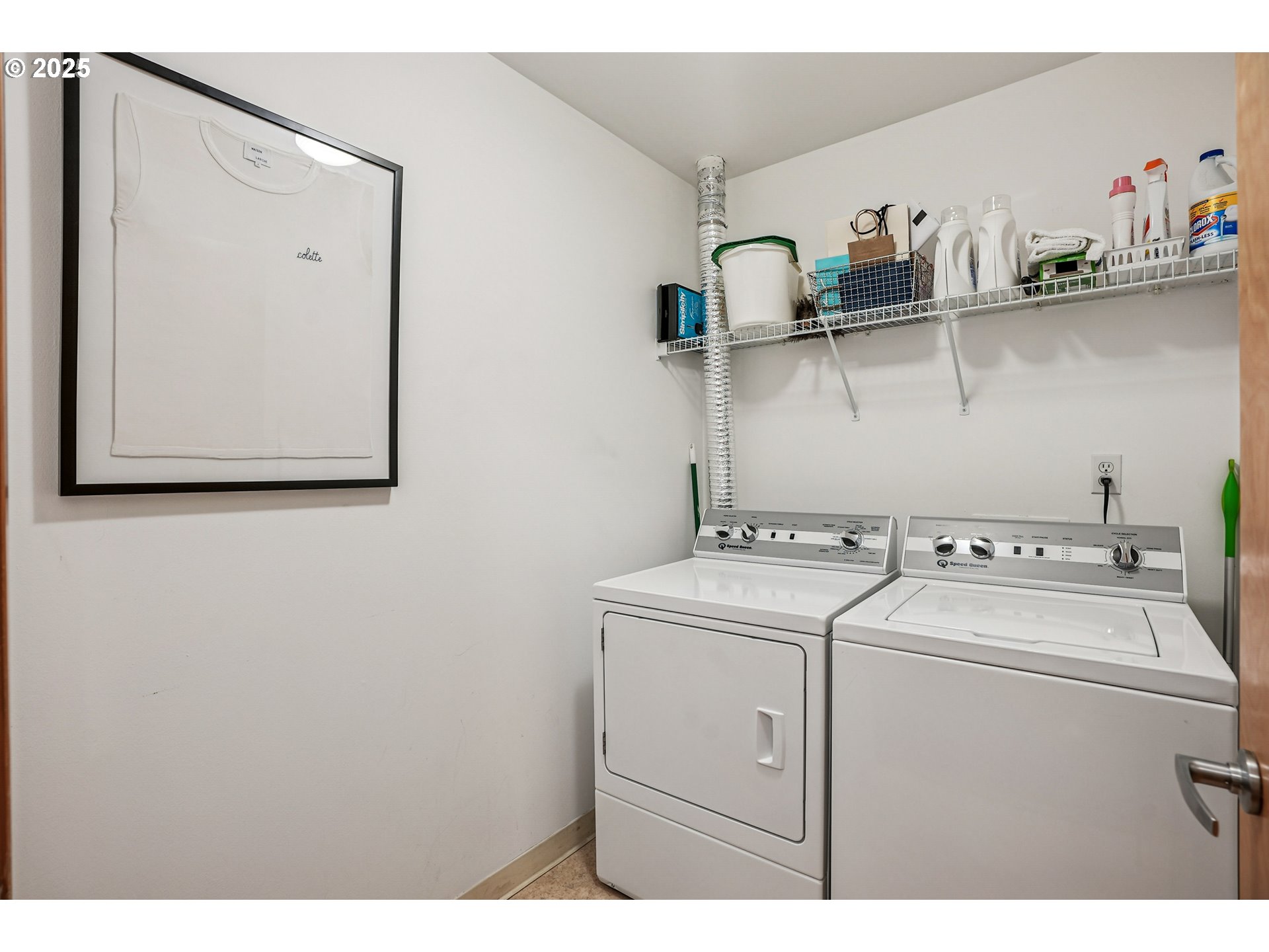 1030 Northwest Johnson Street, Unit 224 Portland, OR 97209 - Photo 24 of 36 a utility room with dryer and washer