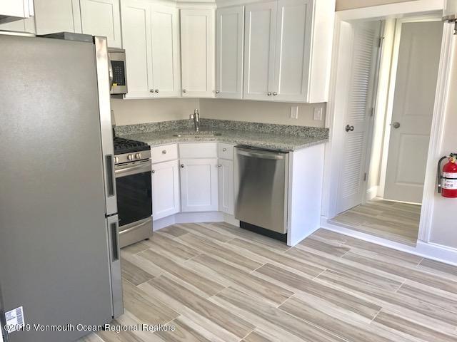 47 Siloam Road Freehold, NJ 07728 - Photo 5 of 11 siloam kitchen2