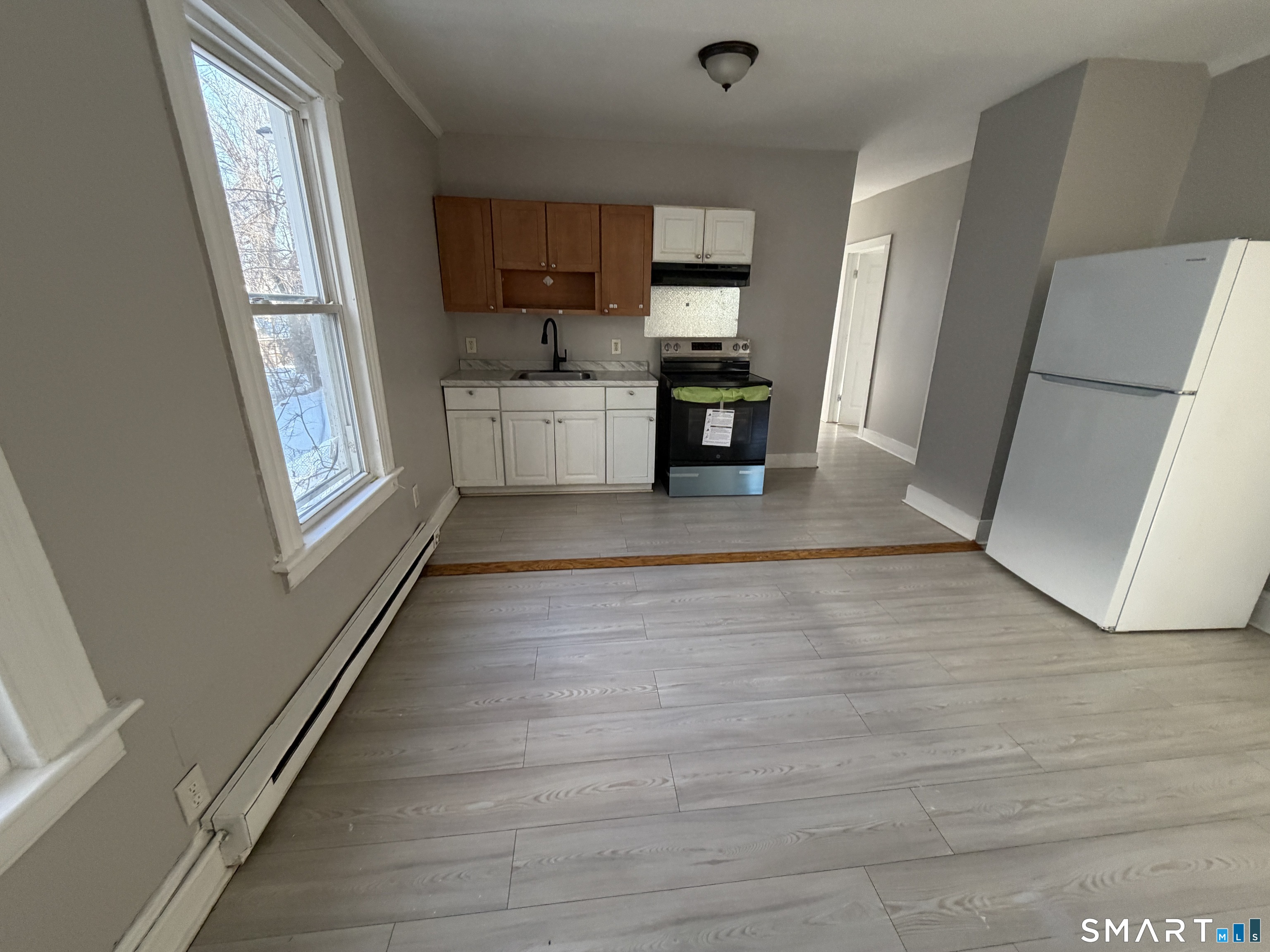 143 Congress Avenue, Unit 2 Waterbury, CT 06708 - Photo 2 of 12