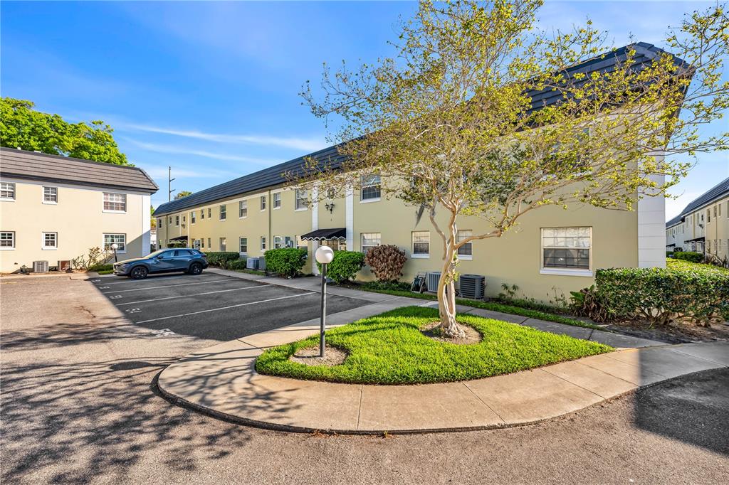 1500 Gay Road, Unit 8D Winter Park, FL 32789 - Photo 3 of 31